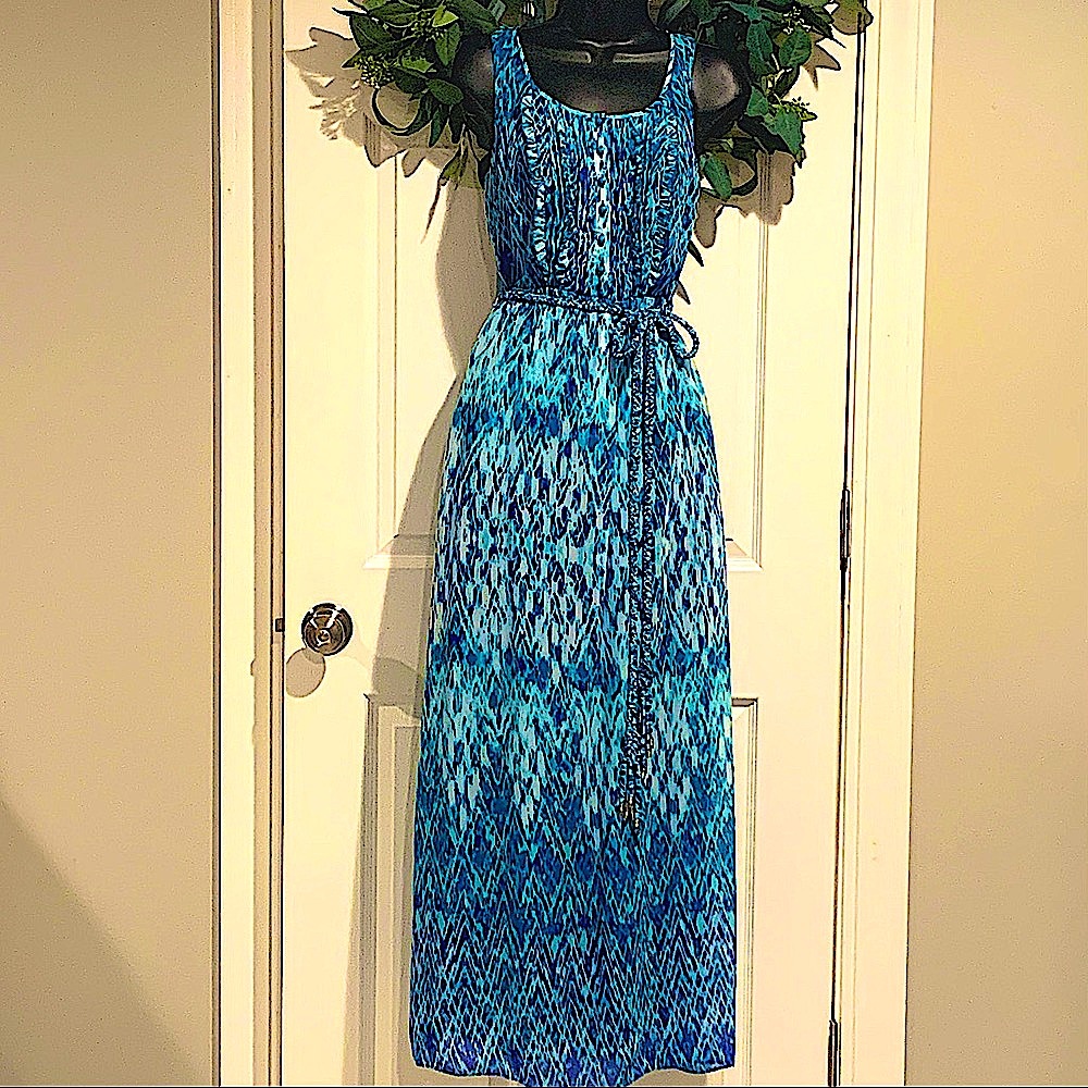 Dress. Sz 4 (S) ECI NEW YORK - NWOT